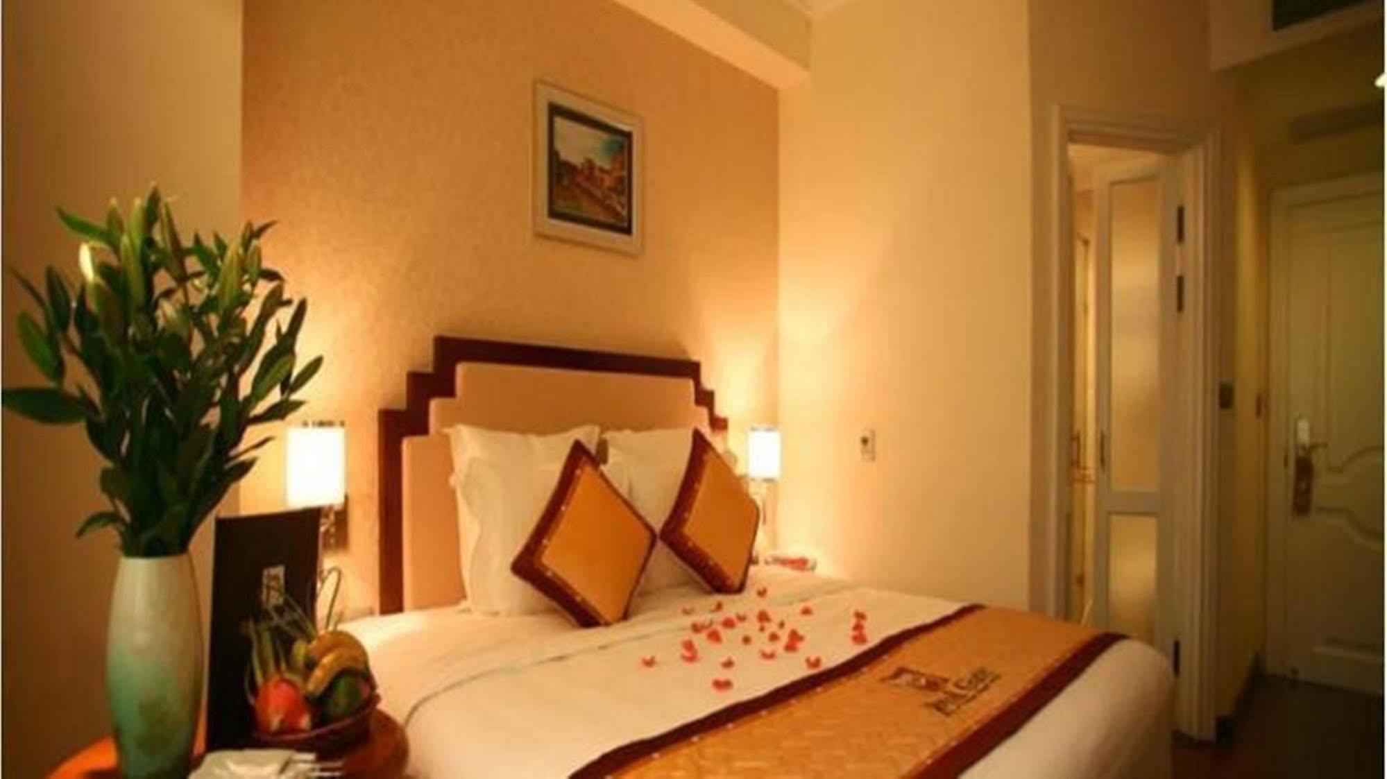 Royal Gate Hotel Hanoi Szoba fotó